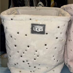 UGG Cream & pink Star-Embellished Baskets